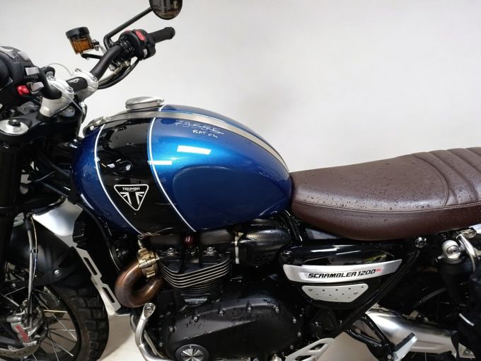 TRIUMPH SCRAMBLER 1200 XC 4