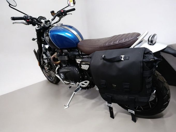 TRIUMPH SCRAMBLER 1200 XC 4