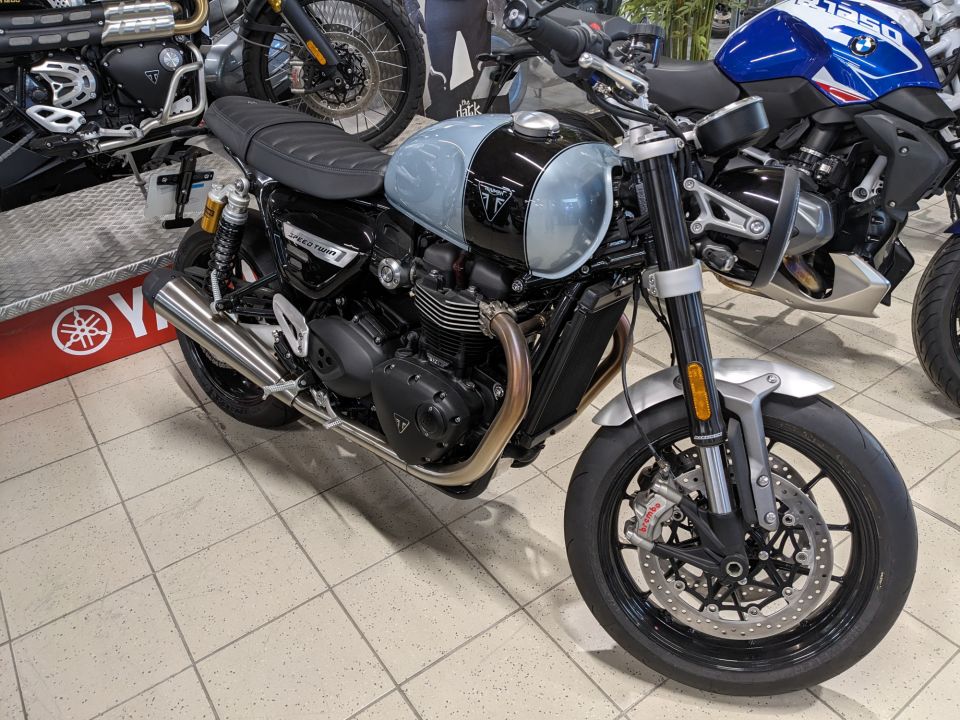 TRIUMPH SPEED TWIN 1200 4