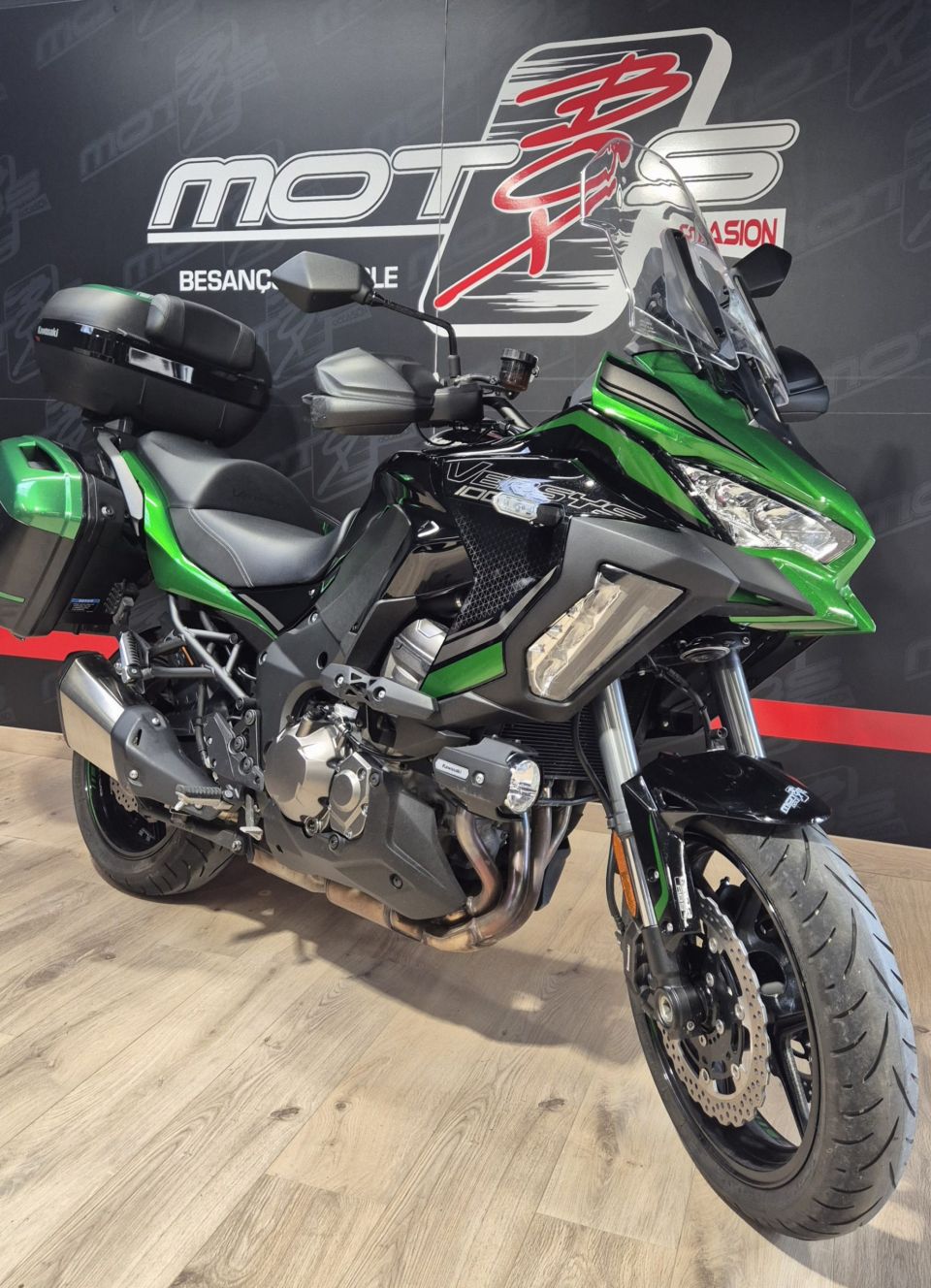 KAWASAKI VERSYS 1000 SE 4