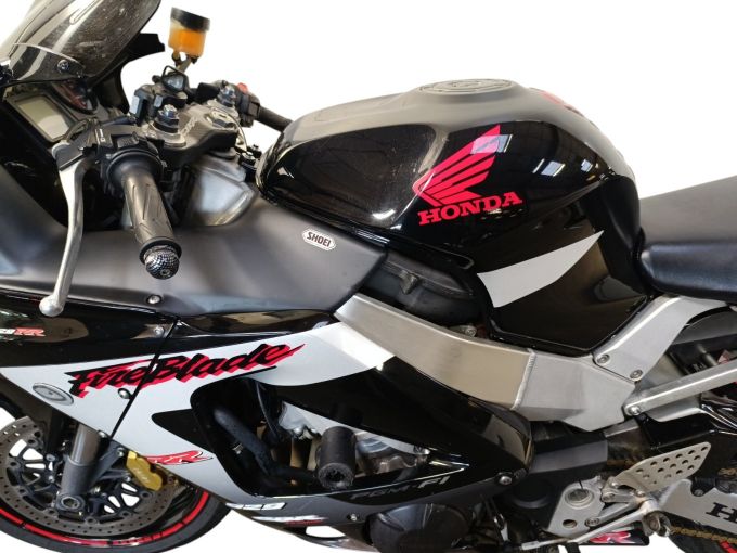 HONDA CBR 900 RR 4