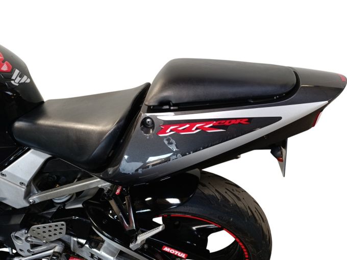 HONDA CBR 900 RR 4