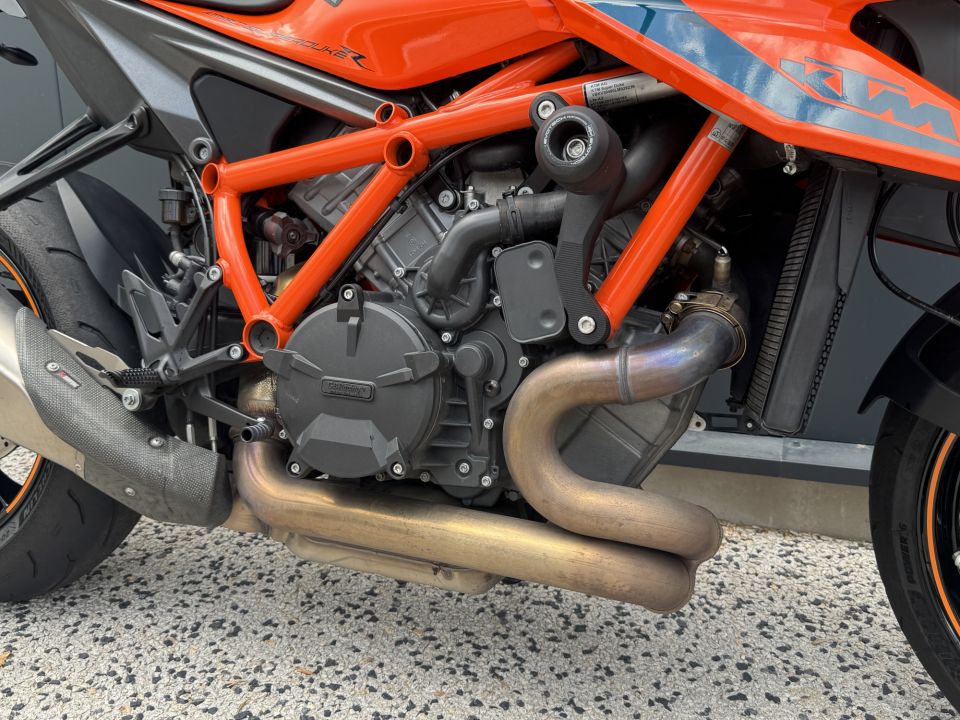 KTM KTM 1290 SUPER DUKE R 2020 4
