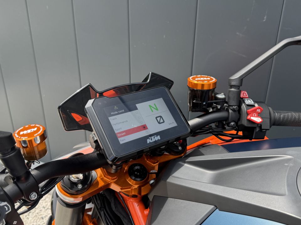 KTM KTM 1290 SUPER DUKE R 2020 4