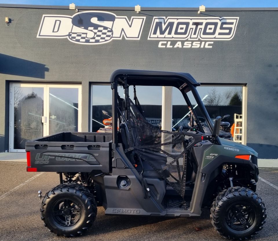 CF MOTO UFORCE 600 4
