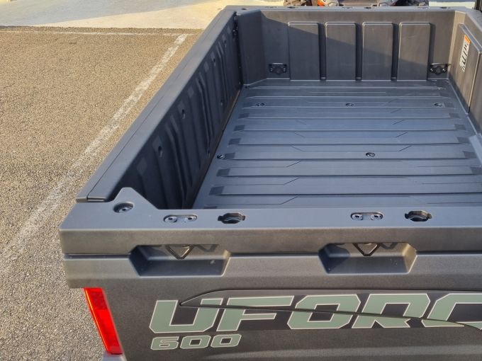 CF MOTO UFORCE 600 4