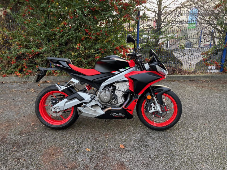 APRILIA TUONO 660 4
