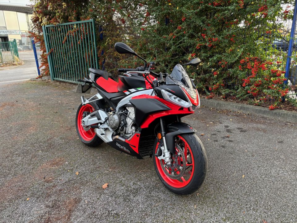 APRILIA TUONO 660 4