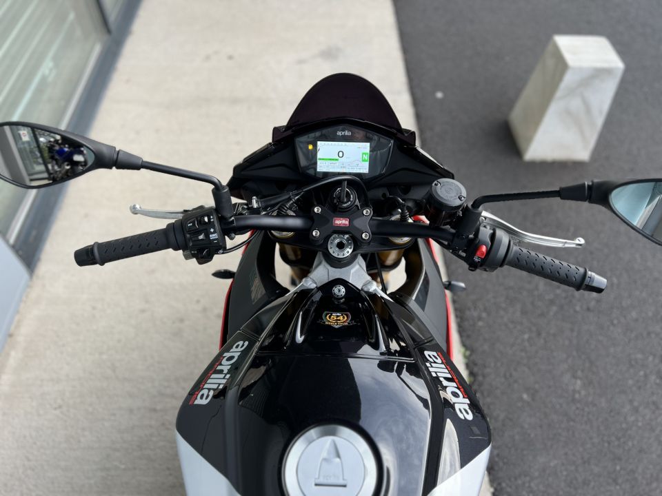 APRILIA TUONO 1100 V4 FACTORY 4