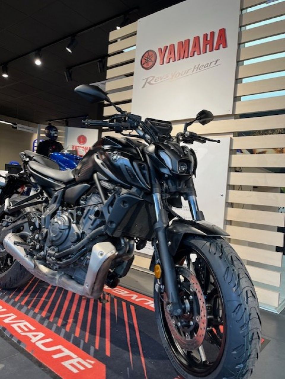 YAMAHA MT-07 (47.5CV) 4