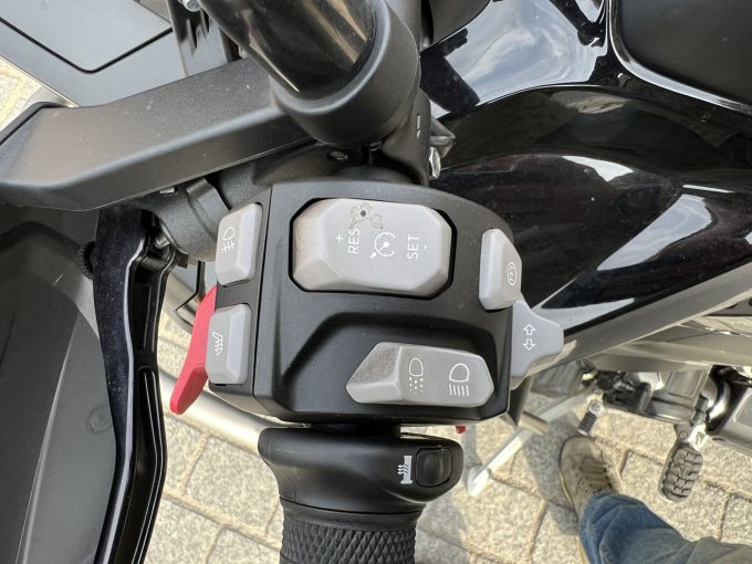 TRIUMPH TIGER 1200 RALLY PRO 4