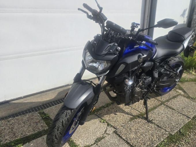 YAMAHA MT-07 (47.5CV) 4