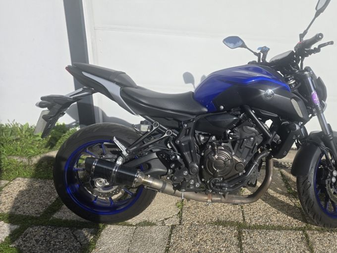 YAMAHA MT-07 (47.5CV) 4