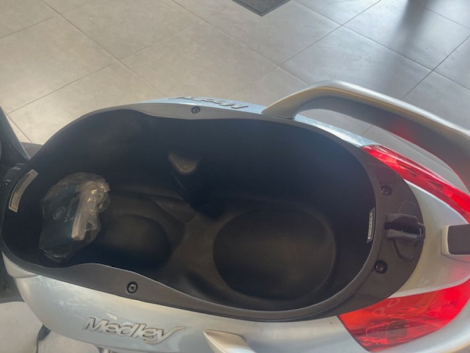PIAGGIO MEDLEY 125 Iget 4