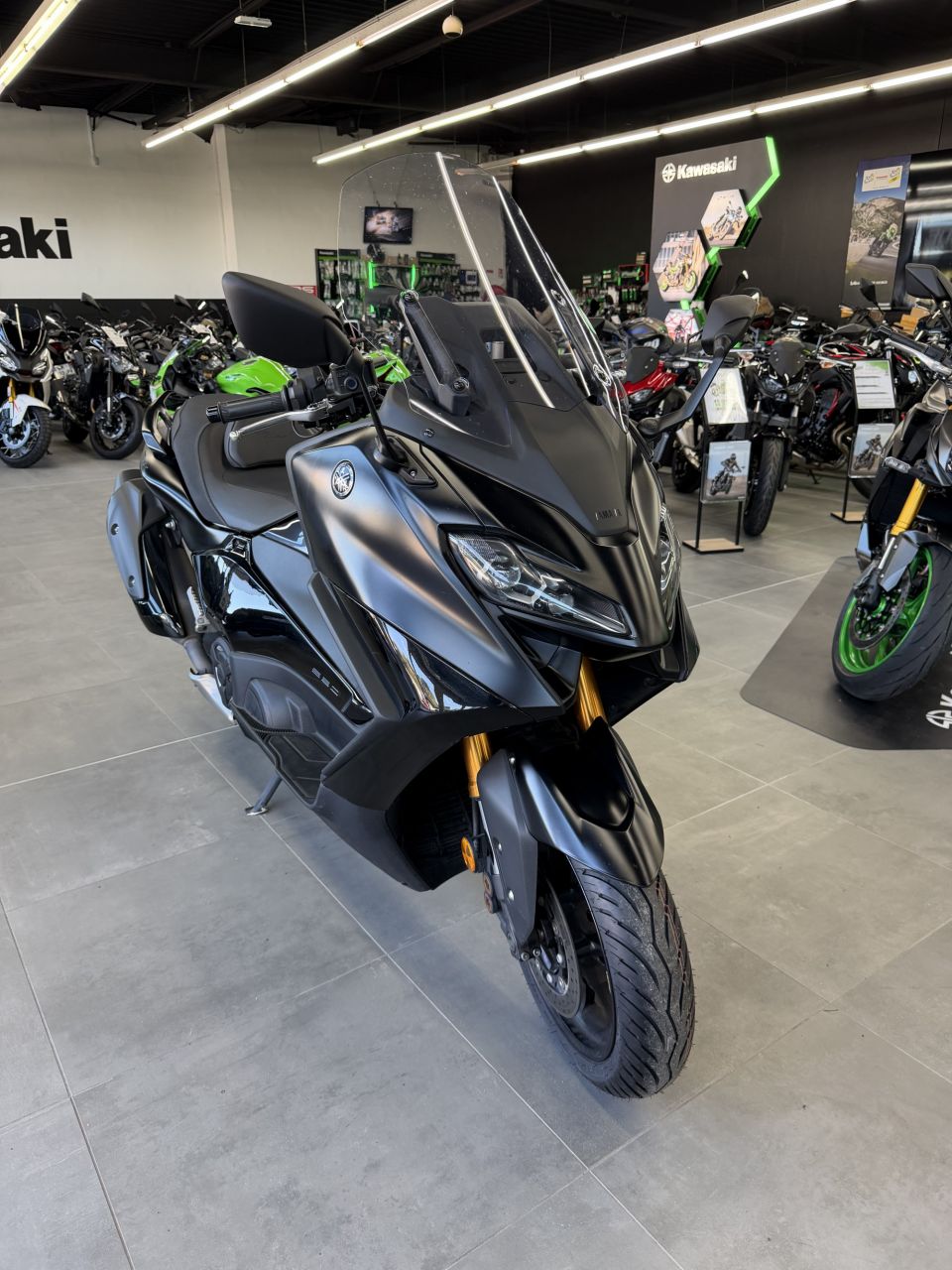 YAMAHA XP T-MAX 560 TECH MAX 4