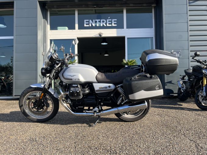 MOTO GUZZI V7 SPECIAL 4