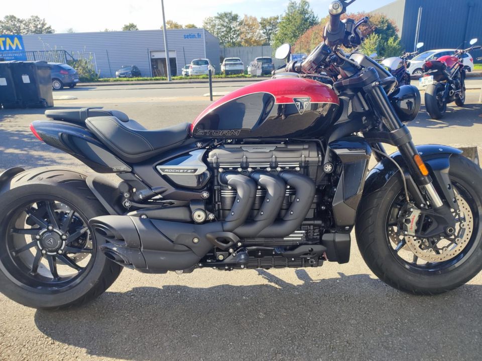 TRIUMPH ROCKET 3 R 4