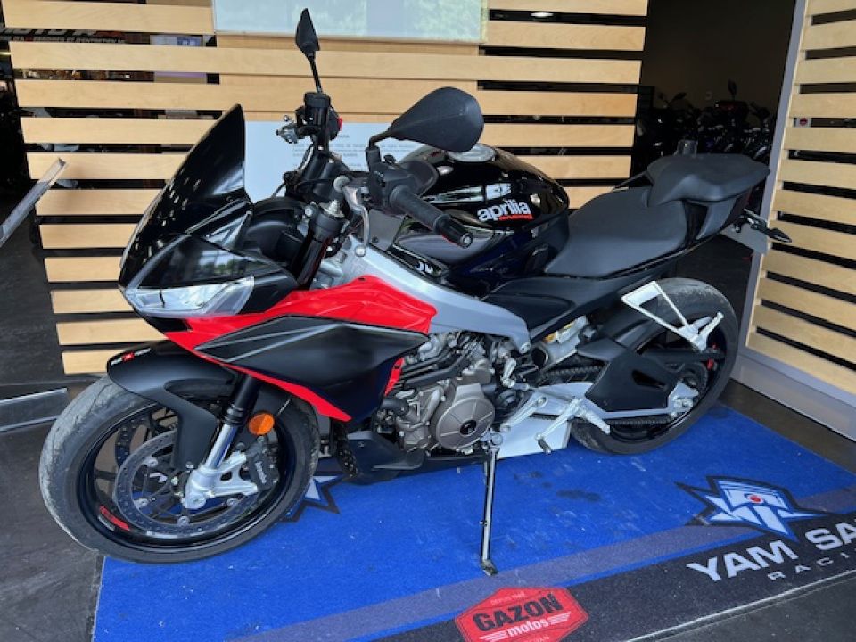 APRILIA TUONO 660 FACTORY 4