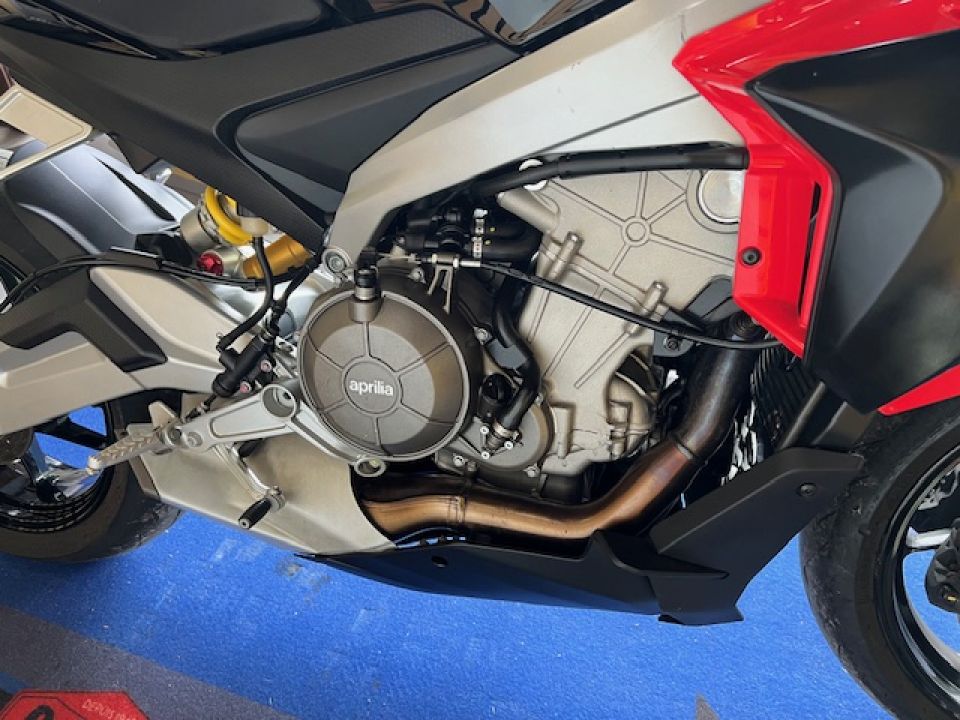 APRILIA TUONO 660 FACTORY 4