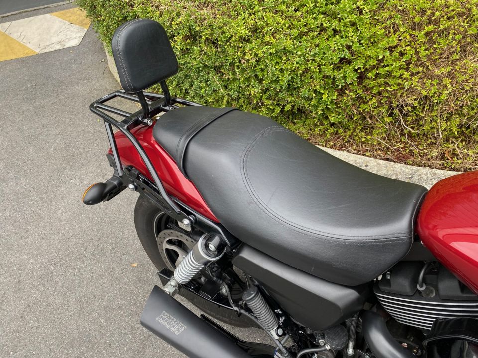 HARLEY-DAVIDSON STREET 750 4