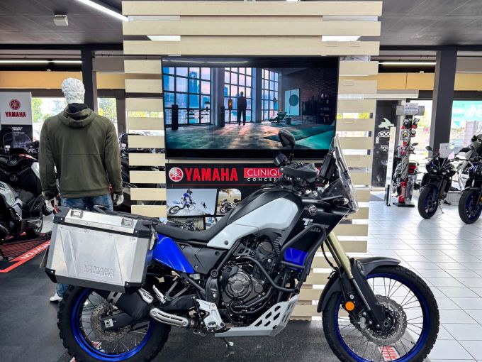 YAMAHA XTZ TENERE 700 4