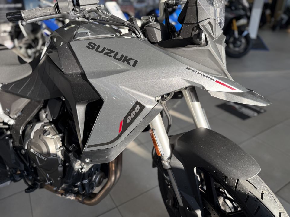 SUZUKI DL V-STROM 800DE 4