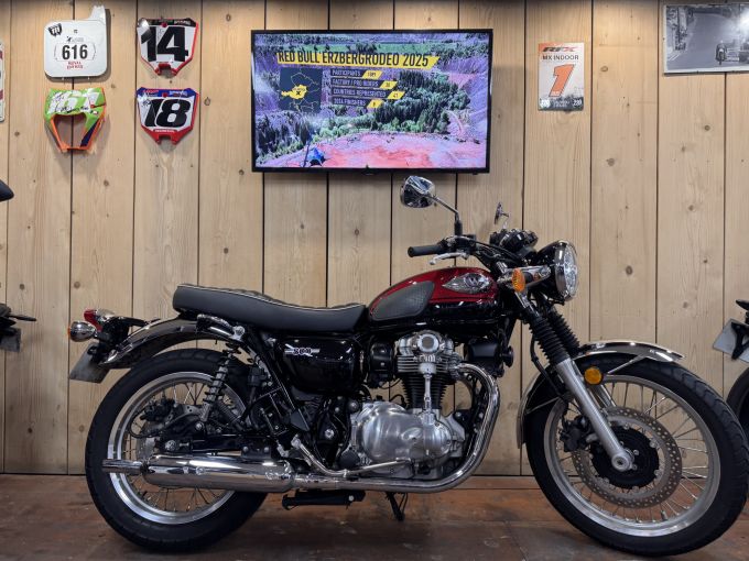 KAWASAKI W 800 4