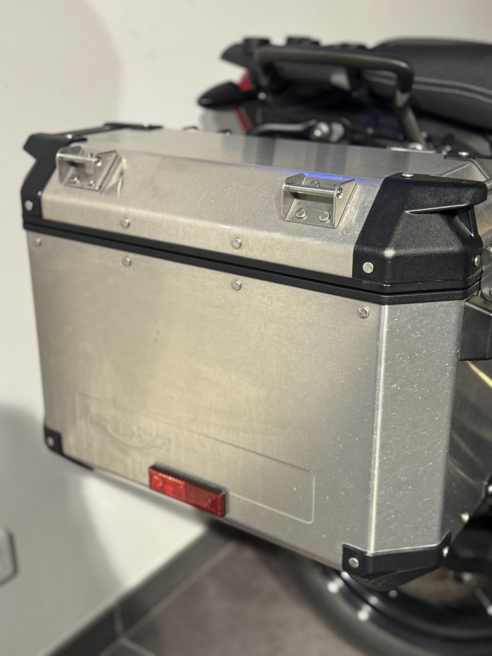 TRIUMPH TIGER 800 XRX 4