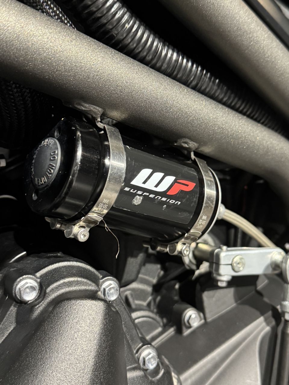 TRIUMPH TIGER 800 XRX 4