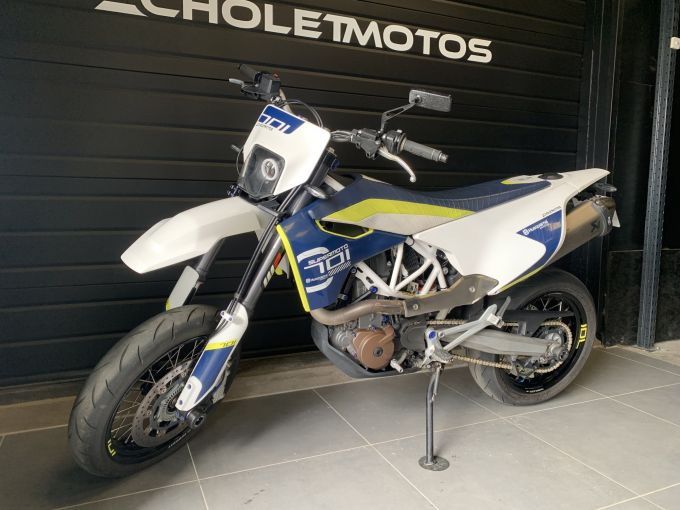 HUSQVARNA 701 SUPERMOTO 4
