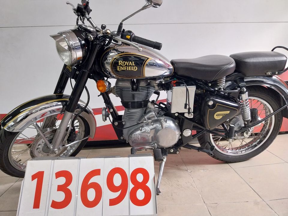 ROYAL ENFIELD BULLET 500 CLASSIC 4