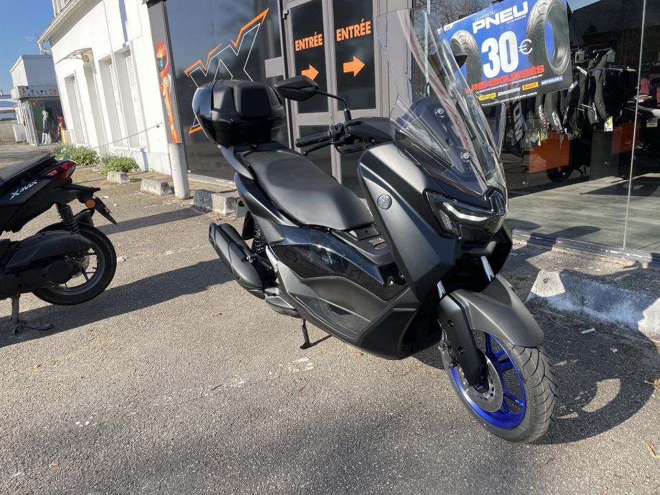 YAMAHA NMAX 125 4