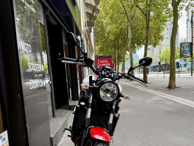 YAMAHA XSR 700 4