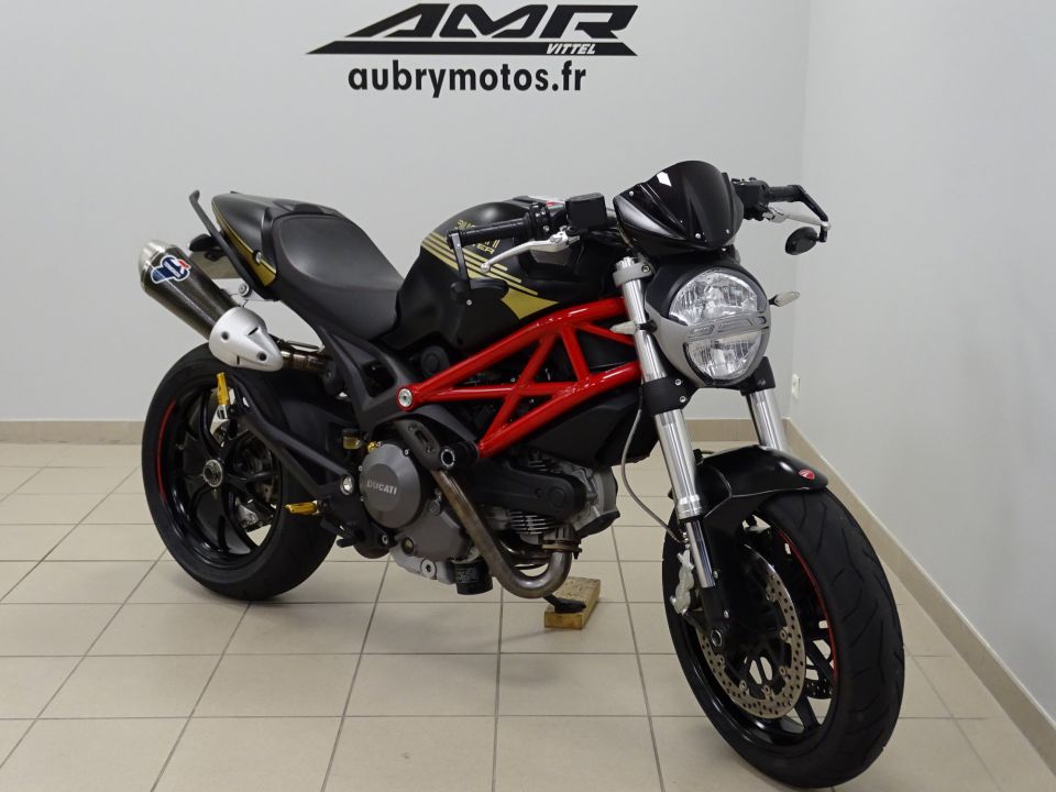 DUCATI 796 MONSTER 4