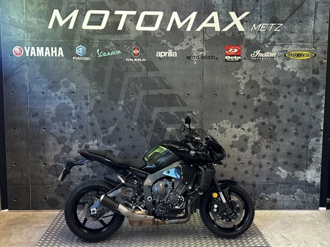 YAMAHA MT-10 4
