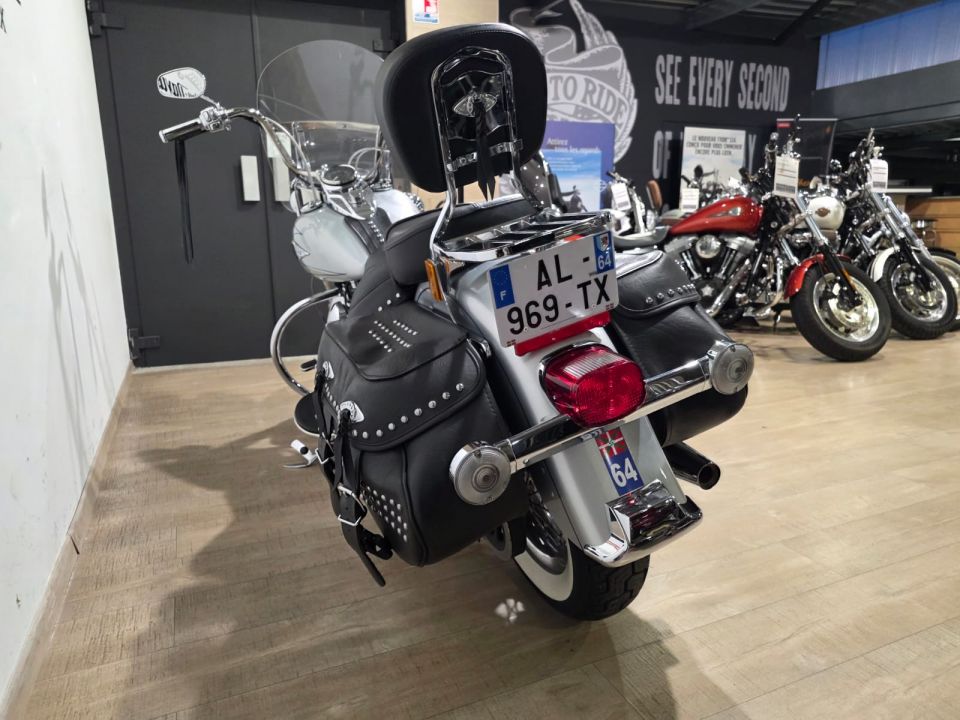 HARLEY-DAVIDSON SOFTAIL HERITAGE 1584 CLASSIC 4