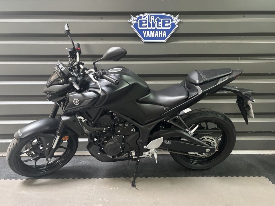 YAMAHA MT-03 4