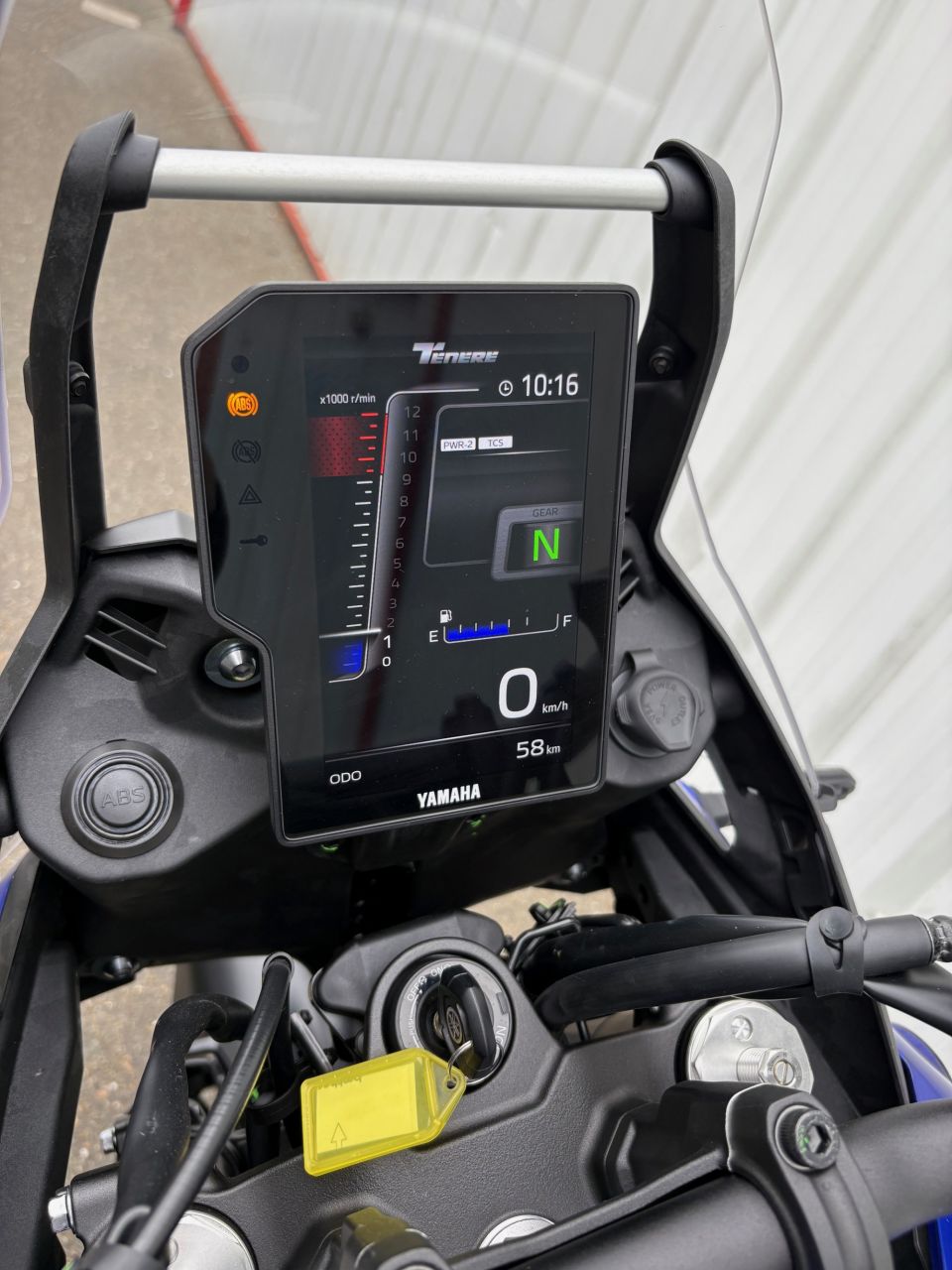 YAMAHA XTZ TENERE 700 4