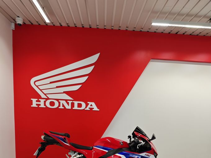 HONDA CBR 600 RR 4