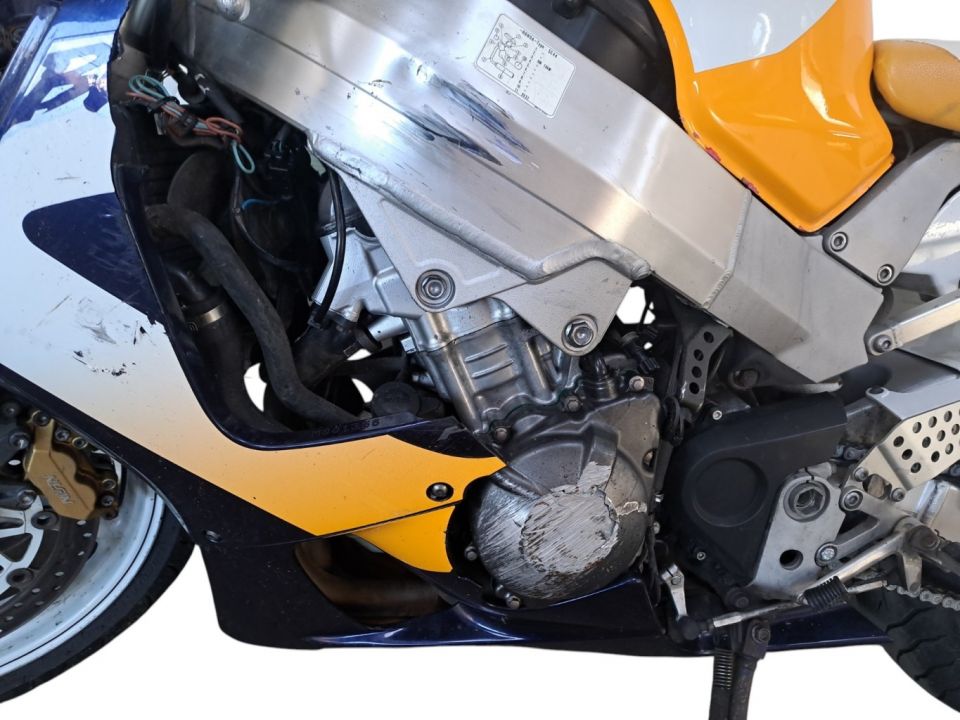 HONDA CBR 900 RR 4