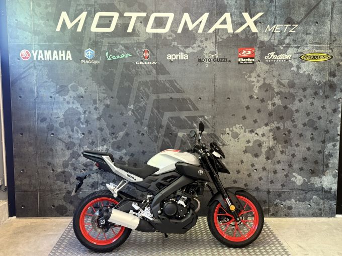YAMAHA MT-125 ABS 4
