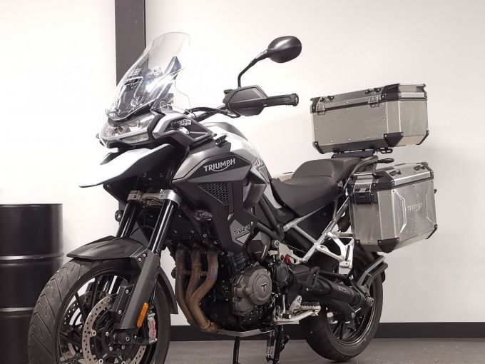 TRIUMPH TIGER 1200 GT PRO 4