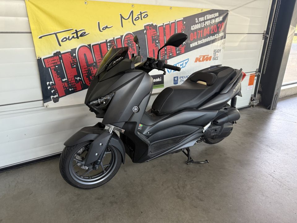 YAMAHA XMAX 125 4