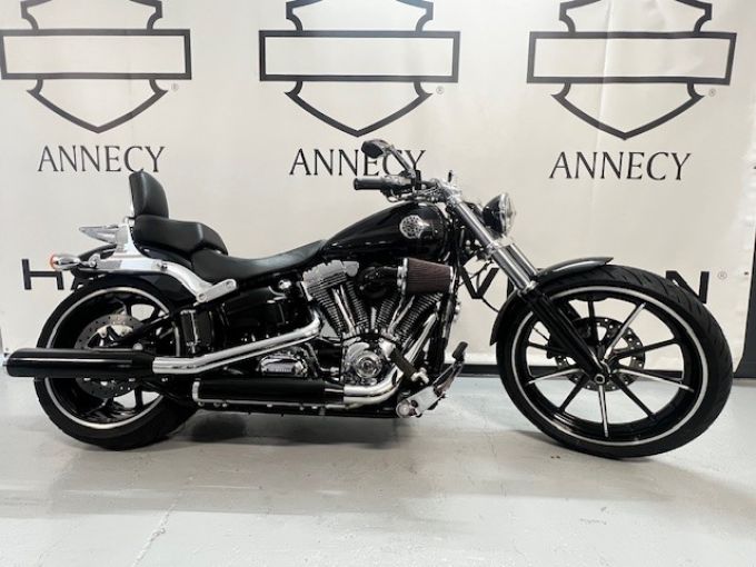 HARLEY-DAVIDSON SOFTAIL BREAKOUT 1690 4