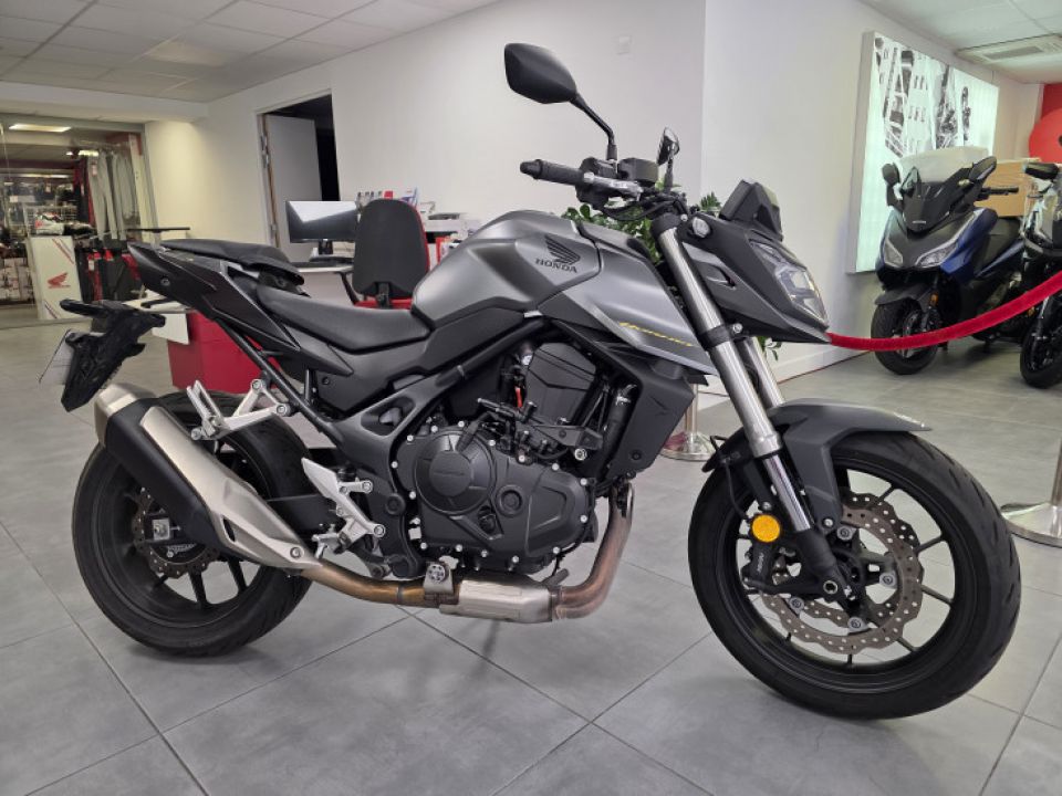 HONDA CB750 Hornet 35 kW 4