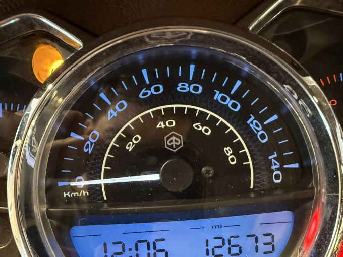 PIAGGIO MEDLEY 125 4