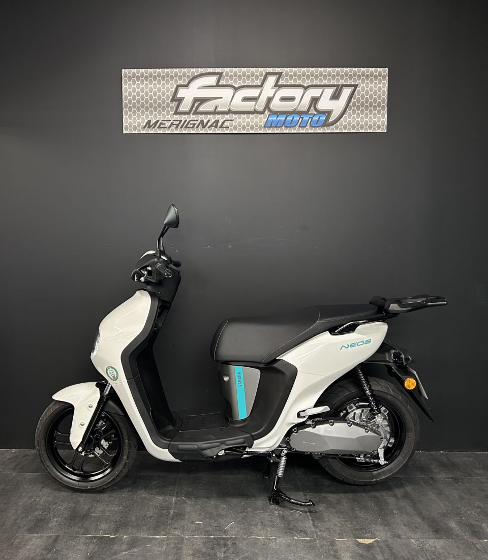 YAMAHA  YZF-R3 World GP 60th Anniversary 4