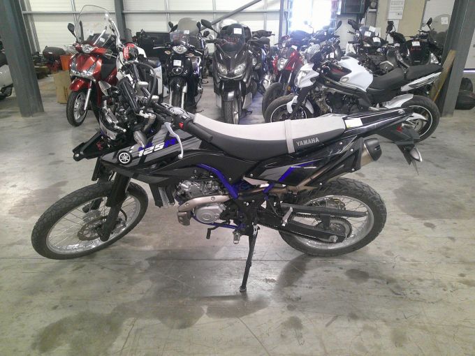 YAMAHA WR125R 4
