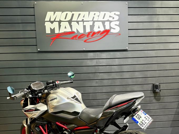 KAWASAKI Z 650 (47.5CV) 4