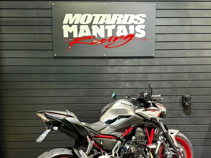 KAWASAKI Z 650 (47.5CV) 4